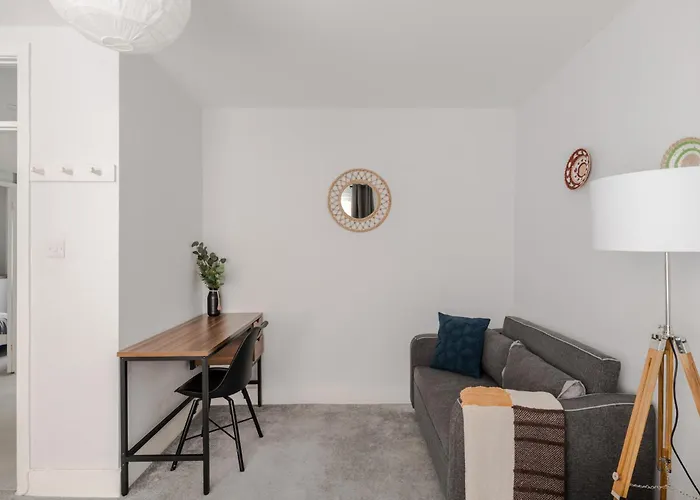 Camden 2Bd Flat At Rousden Street